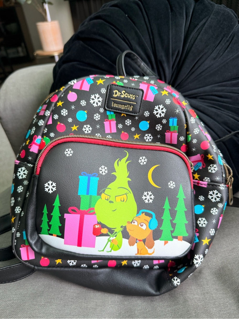 Grinch loungefly